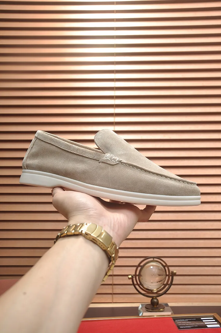 Men's shoes 💰400💶[𝐥𝐨𝐫𝐨 𝐏𝐢𝐚𝐧𝐚] [Couple model] High-end quality, affordable price, LP classic loafers, Italian treasure brand, the only brand that can match Hermès! Only after wearing it do we know that we can’t live up to our feet. Women’s code: 35-40 (customized sizes 34, 41, 42 are non-returnable) Men’s code: 38-44 (customized 45, 46, 47, 48 are non-refundable) Fabric: Customized imported cashmere Lining: Customized imported fetal cowhide Foot: Imported benzene-dyed calfskin Outsole: Exclusive original glass rubber outsole